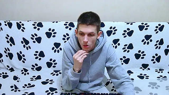 Lester Broo online show from May 1, 2026, 9:30 pm