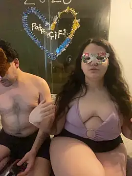 Snapshot of Patpatpatcift chatting on February 4, 2026, 8:09 am Patpatpatcift online show from February 4, 2026, 8:09 am