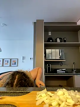 Snapshot of Blessedd99 chatting on October 14, 2025, 4:30 pm Blessedd99 online show from October 14, 2025, 4:30 pm