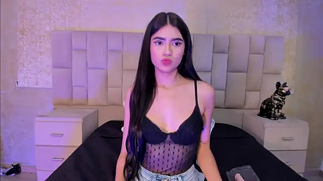 BellaaStorm online show from February 11, 2025, 3:51 pm