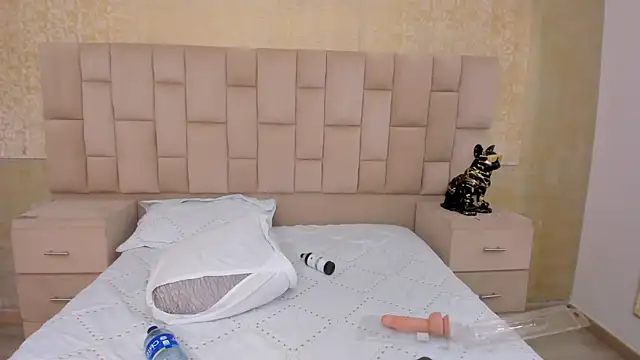 BellaaStorm online show from February 19, 2025, 5:27 pm