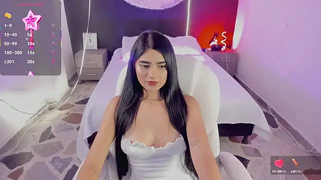 BellaaStorm online show from September 12, 2025, 4:56 am