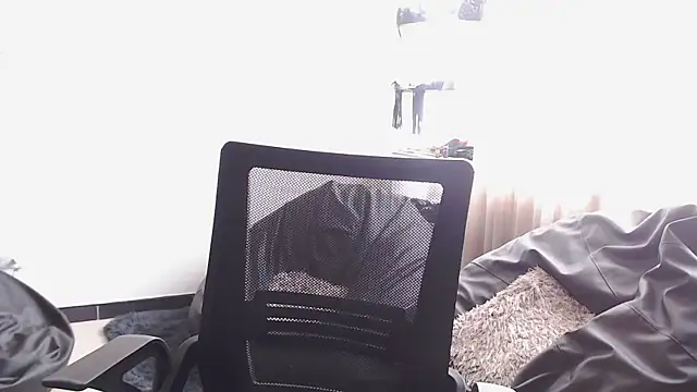 hairyncuteass online show from January 24, 2025, 1:25 pm