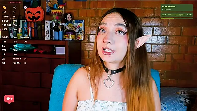 Snapshot of Annycolin_ chatting on October 22, 2025, 3:18 am Annycolin online show from October 22, 2025, 3:18 am