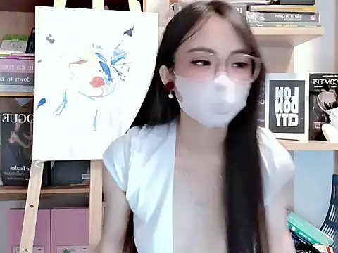 Lush-Office online show from October 15, 2025, 8:14 am