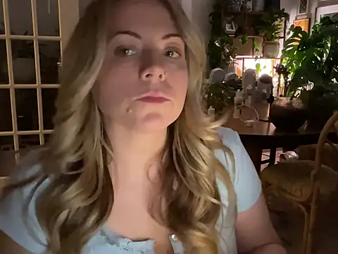 girlnextdoorjoelle online show from January 13, 2025, 6:06 am