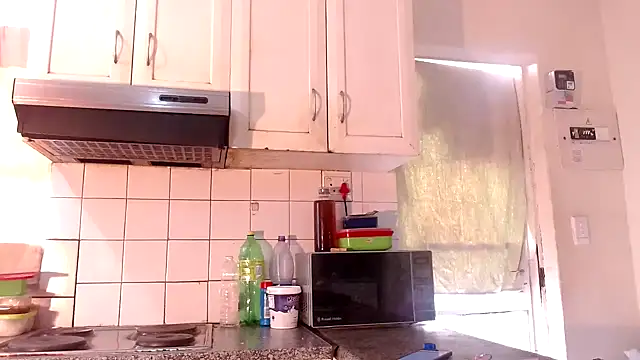 omalicha98 online show from September 13, 2025, 6:46 am