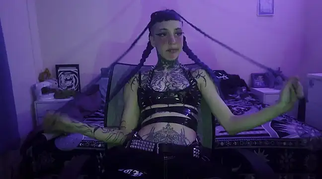 bad doll bb online show from February 18, 2025, 10:25 pm