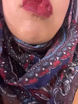 Snapshot of zahra_Jalid chatting on May 6, 2026, 10:26 pm zahra Jalid online show from May 6, 2026, 10:26 pm