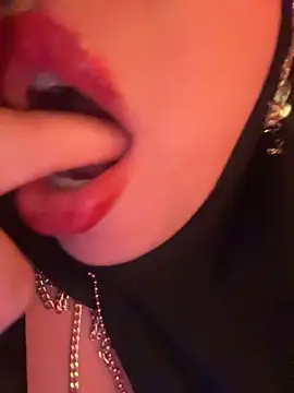 Snapshot of zahra_Jalid chatting on May 15, 2026, 11:56 pm zahra Jalid online show from May 15, 2026, 11:56 pm