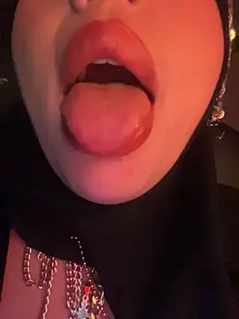 Snapshot of zahra_Jalid chatting on May 16, 2026, 12:40 am zahra Jalid online show from May 16, 2026, 12:40 am