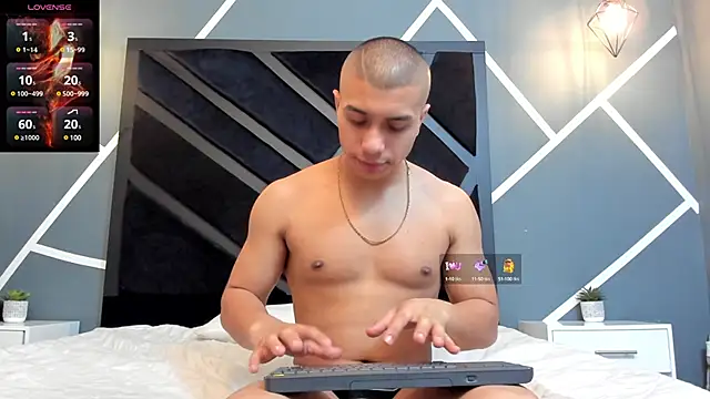 Snapshot of bruno_cavalli chatting on February 16, 2025, 2:21 pm bruno cavalli online show from February 16, 2025, 2:21 pm