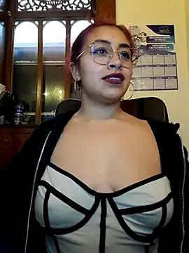 AnonymousGirl online show from November 28, 2025, 9:28 pm