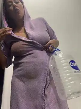 Miss  Melody online show from February 1, 2025, 12:29 am