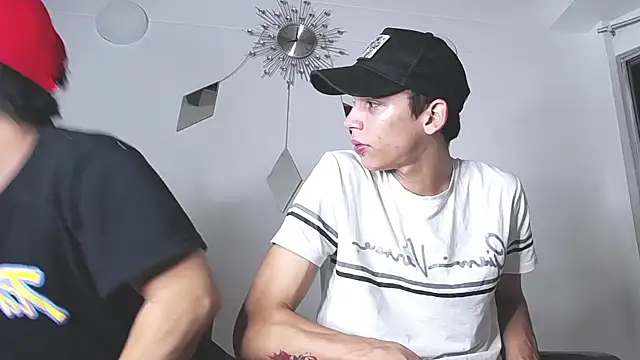 Hot boys hto online show from January 16, 2025, 5:53 am
