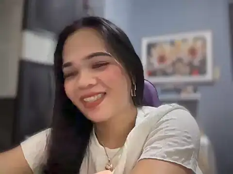 Snapshot of SophiaCourthaway chatting on April 12, 2026, 10:15 pm SophiaCourthaway online show from April 12, 2026, 10:15 pm