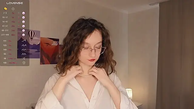 Leya Curly online show from February 20, 2025, 12:36 pm