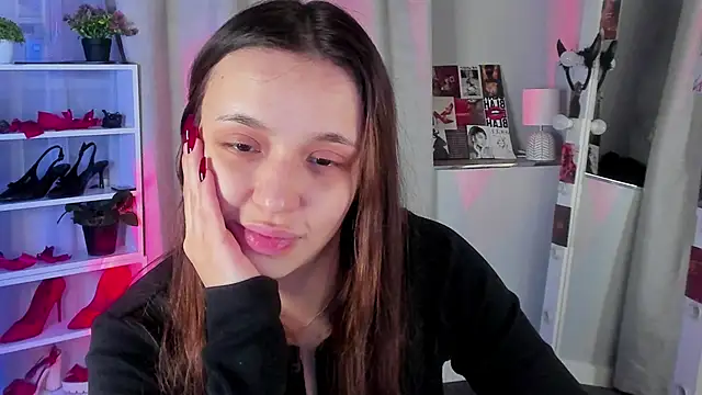 Sahara Shields online show from October 18, 2025, 10:16 am