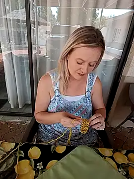 Vintasia online show from February 8, 2026, 11:24 am