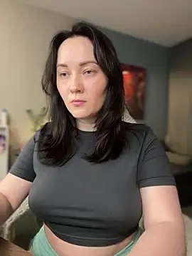 Snapshot of Kiss_My_Body chatting on February 11, 2026, 4:45 pm Kiss My Body online show from February 11, 2026, 4:45 pm