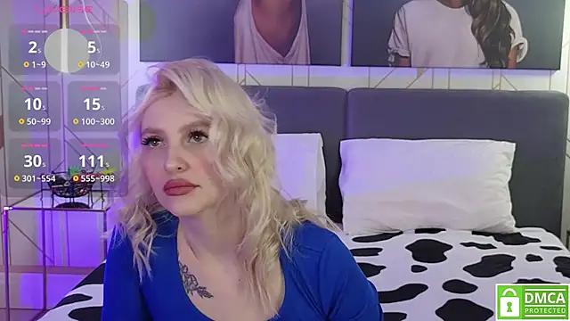 Snapshot of Eva__Summer chatting on November 3, 2025, 4:03 am Eva Summer online show from November 3, 2025, 4:03 am