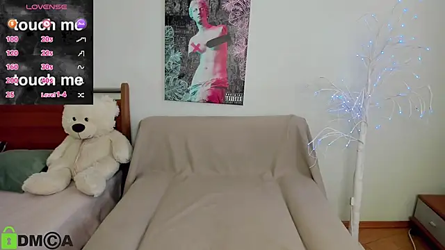 HillEva online show from March 26, 2026, 8:42 am