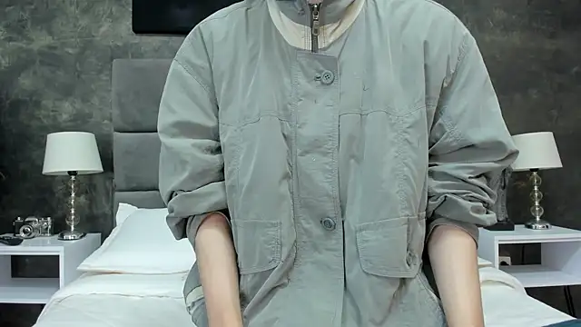 bruce hans online show from October 15, 2025, 11:32 am