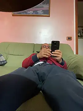 sempreilmio2 online show from March 1, 2025, 11:06 am