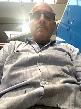 sempreilmio2 online show from October 2, 2025, 10:33 am