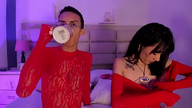 Snapshot of EthaanCox chatting on November 14, 2025, 9:08 am EthaanCox online show from November 14, 2025, 9:08 am