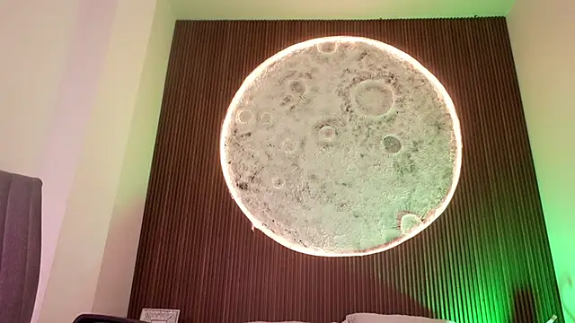 Snapshot of EthaanCox chatting on December 23, 2025, 9:07 am EthaanCox online show from December 23, 2025, 9:07 am