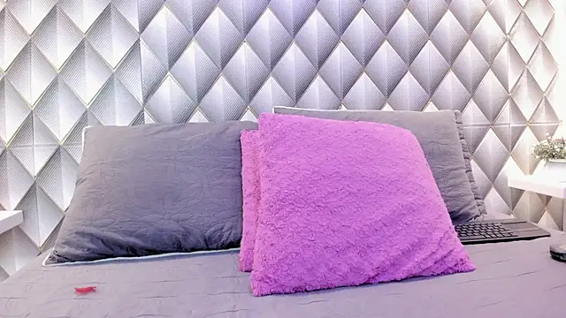 Christal Golden online show from February 27, 2025, 6:42 pm