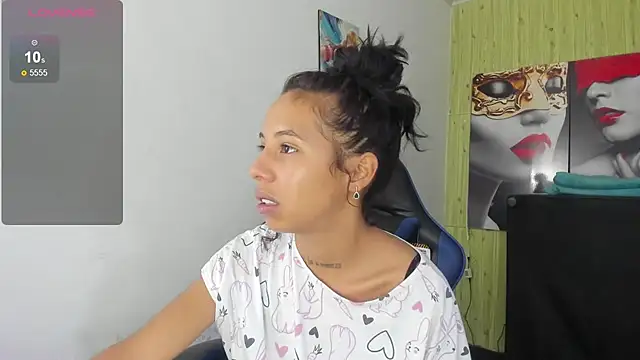 Snapshot of Miss_sparkle00 chatting on February 27, 2026, 8:09 pm Miss sparkle00 online show from February 27, 2026, 8:09 pm