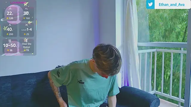 Snapshot of ethan_and_ava chatting on October 17, 2025, 12:52 pm ethan and ava online show from October 17, 2025, 12:52 pm