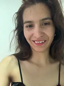 Snapshot of Bella_still chatting on December 20, 2025, 1:29 pm Bella still online show from December 20, 2025, 1:29 pm