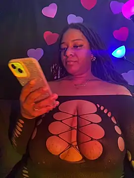 Snapshot of xoxoHotCoCo chatting on February 8, 2026, 3:26 pm xoxoHotCoCo online show from February 8, 2026, 3:26 pm