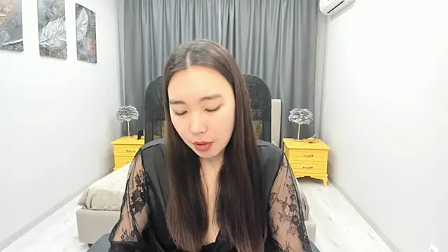 AnnaReyla online show from February 23, 2025, 2:25 pm