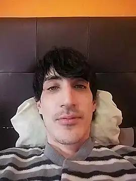 Snapshot of moutt99 chatting on January 16, 2025, 12:42 pm moutt99 online show from January 16, 2025, 12:42 pm