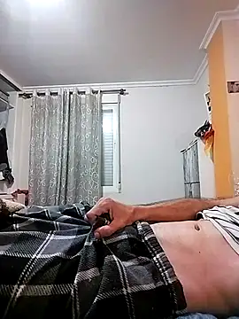 moutt99 online show from December 17, 2025, 2:01 pm