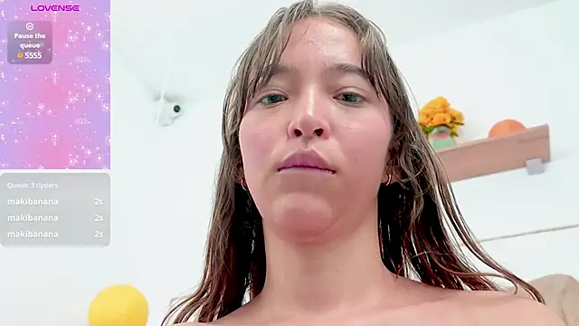 Snapshot of SERAFINA_ chatting on February 18, 2025, 2:59 pm SERAFINA online show from February 18, 2025, 2:59 pm