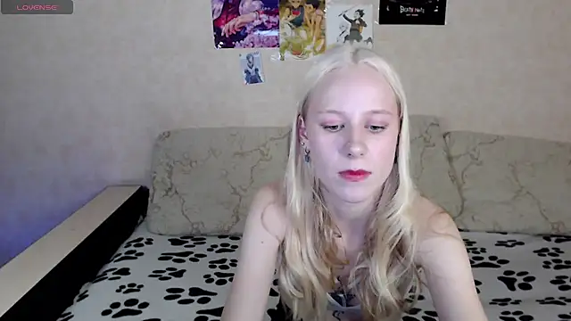 Snapshot of Mary_Kitty88 chatting on February 5, 2025, 5:09 pm Mary Kitty88 online show from February 5, 2025, 5:09 pm
