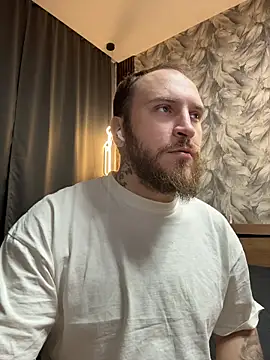  XxX-XxX  online show from December 21, 2025, 9:22 pm