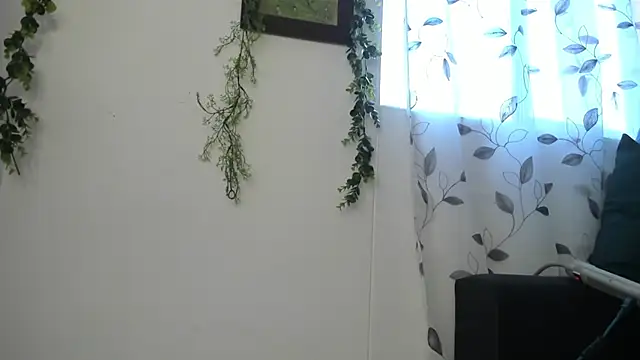 Snapshot of Sophiaa_Gomez chatting on December 1, 2025, 11:37 am Sophiaa Gomez online show from December 1, 2025, 11:37 am