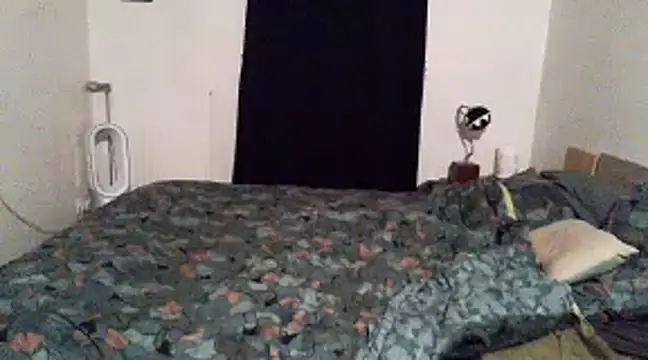 alexandrezeke online show from February 6, 2025, 9:22 am