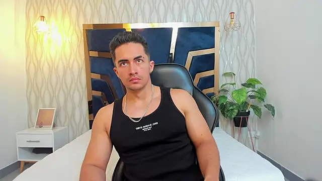 Snapshot of Brad_Summer chatting on January 30, 2025, 5:28 pm Brad Summer online show from January 30, 2025, 5:28 pm