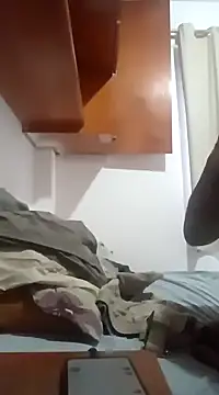 jacaranduba07 online show from February 27, 2025, 7:15 pm