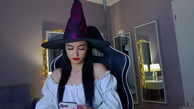 Snapshot of Eva_Lovvia_ chatting on February 7, 2025, 9:26 pm Eva Lovvia online show from February 7, 2025, 9:26 pm