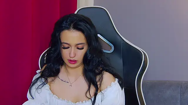 Snapshot of Eva_Lovvia_ chatting on February 11, 2025, 10:39 pm Eva Lovvia online show from February 11, 2025, 10:39 pm