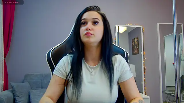 Snapshot of Eva_Lovvia_ chatting on March 20, 2025, 7:25 pm Eva Lovvia online show from March 20, 2025, 7:25 pm