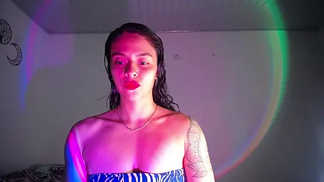 lana roman online show from November 6, 2025, 10:32 pm